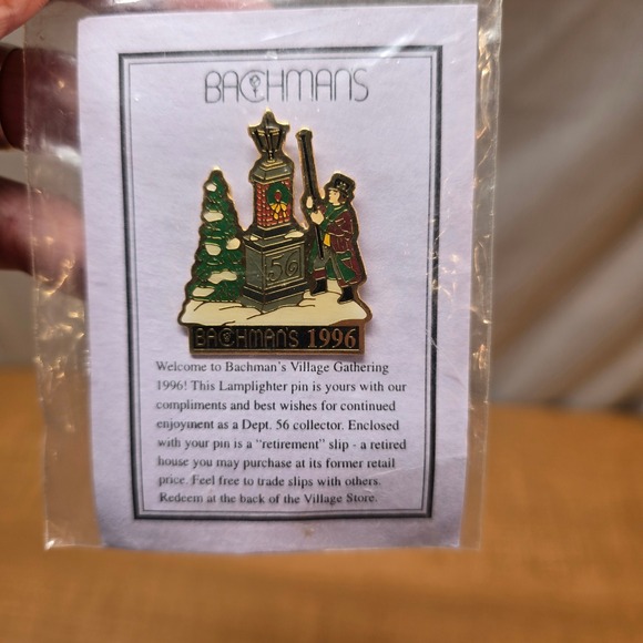 Department 56 Bachman's Village LAMPLIGHTER 1996 Collect pin PLUS retire slip - Picture 2 of 5
